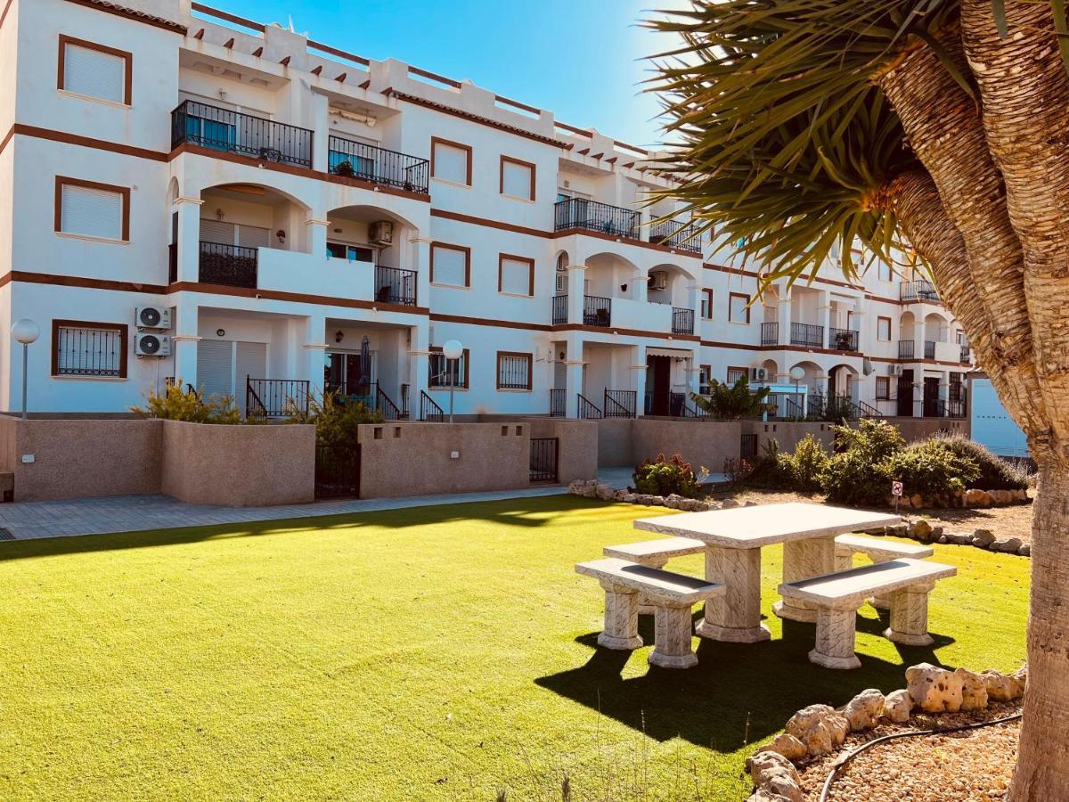 Casa Flania, Seaview, 2-Bedroom, 2-Bathroom Alicante Dış mekan fotoğraf